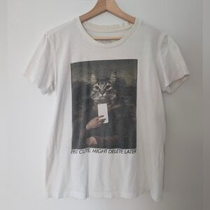Mona Lisa Cat Selfie "Felt Cute" Graphic T-shirt (M)